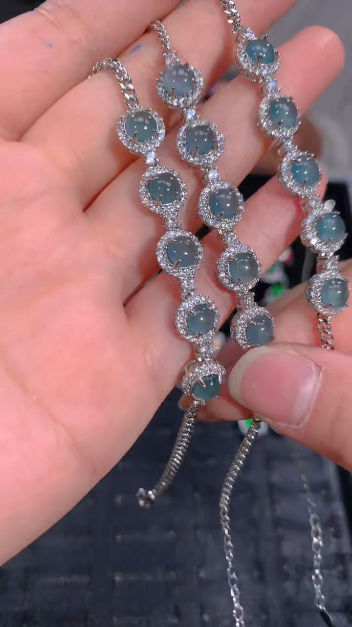 【闪购商品】定制翡翠未镶嵌38定制翡翠，多样性发货（发其一）