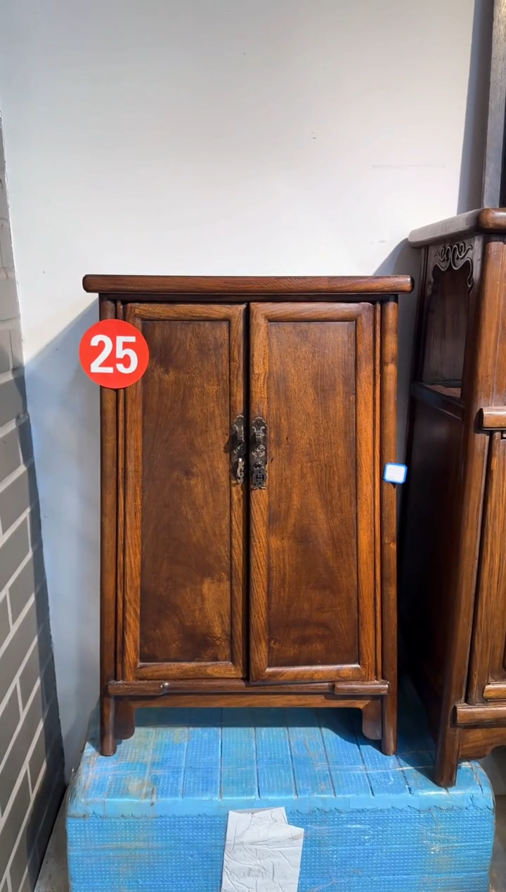 【闪购商品】木25号   面条柜   工艺品