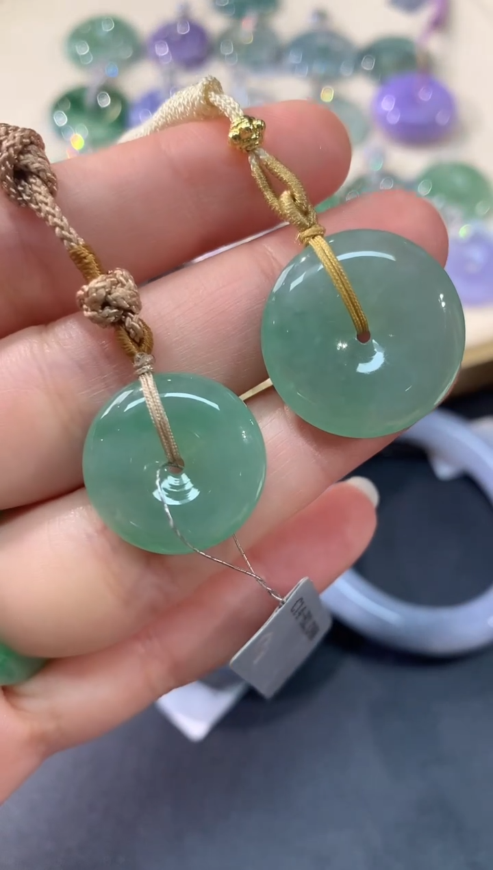 翡翠未镶嵌吊坠(不含链)Q03 |  多样性发其一 |  1980