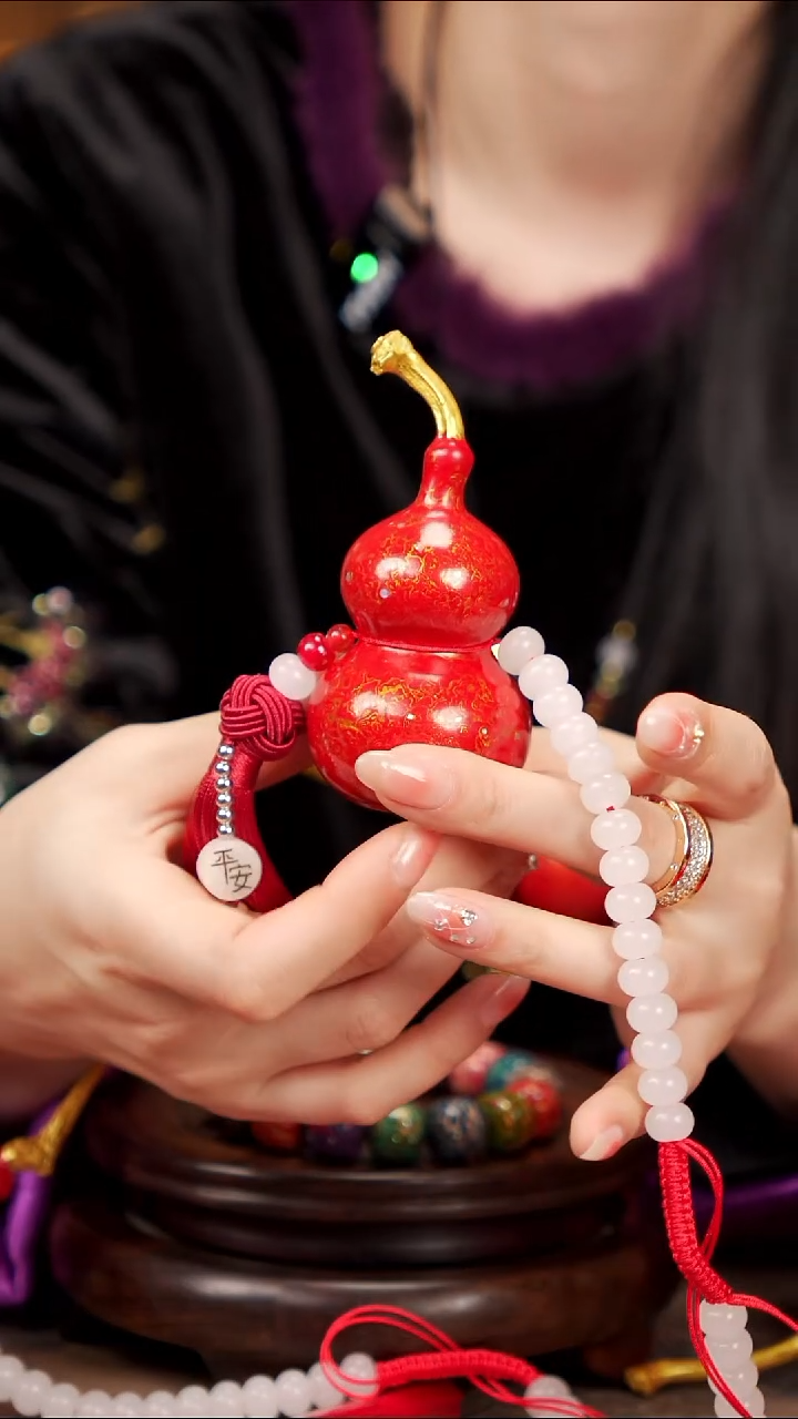 【闪购商品】119易林漂漆车挂手捻葫芦----188