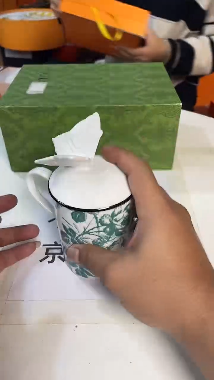 杯鸿辉家品牌瓷器，京东包邮！