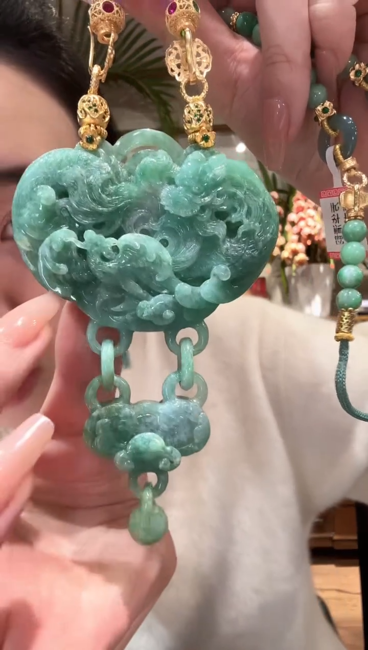 【闪购商品】翡翠颈饰未镶嵌国风