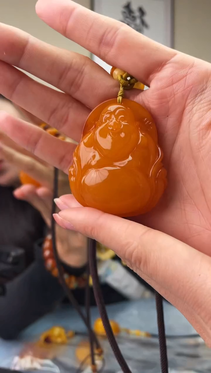 琥珀未镶嵌珠宝奇石T025微瑕假一罚十，多样性发一件