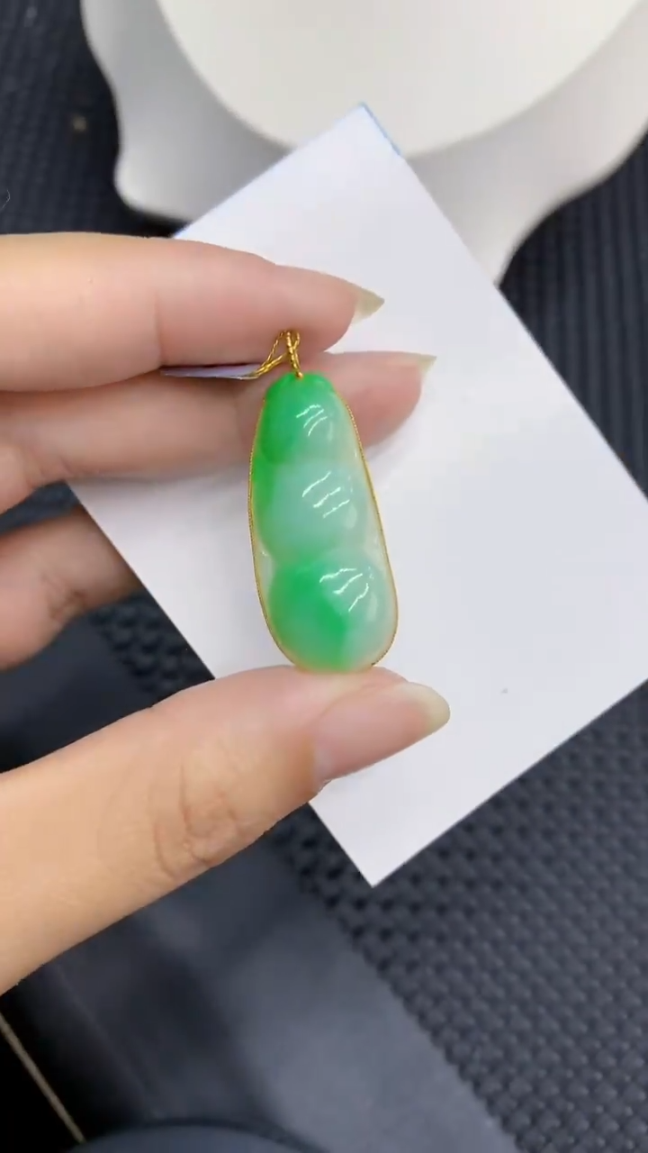 【闪购商品】翡翠颈饰18K金镶嵌            8