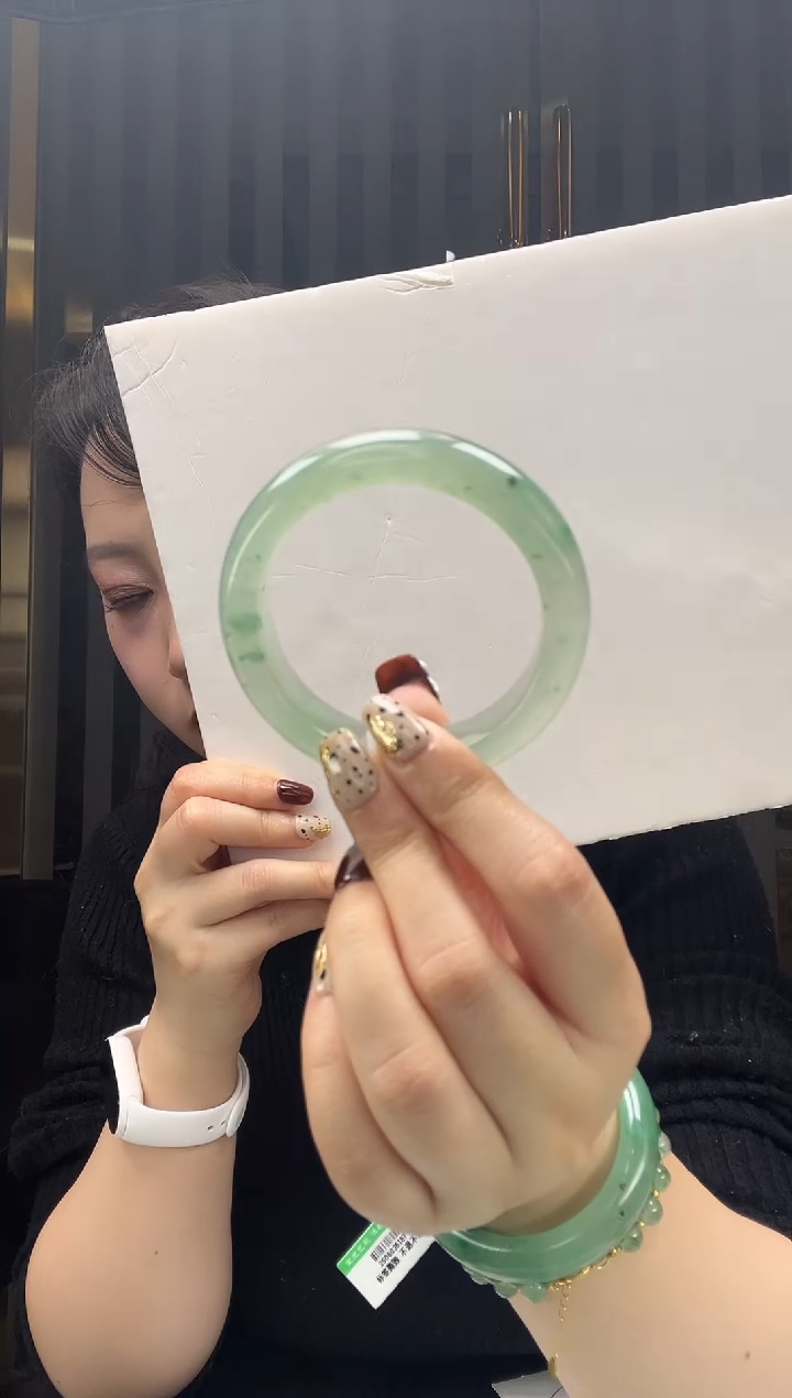 未镶嵌手镯石英质玉7