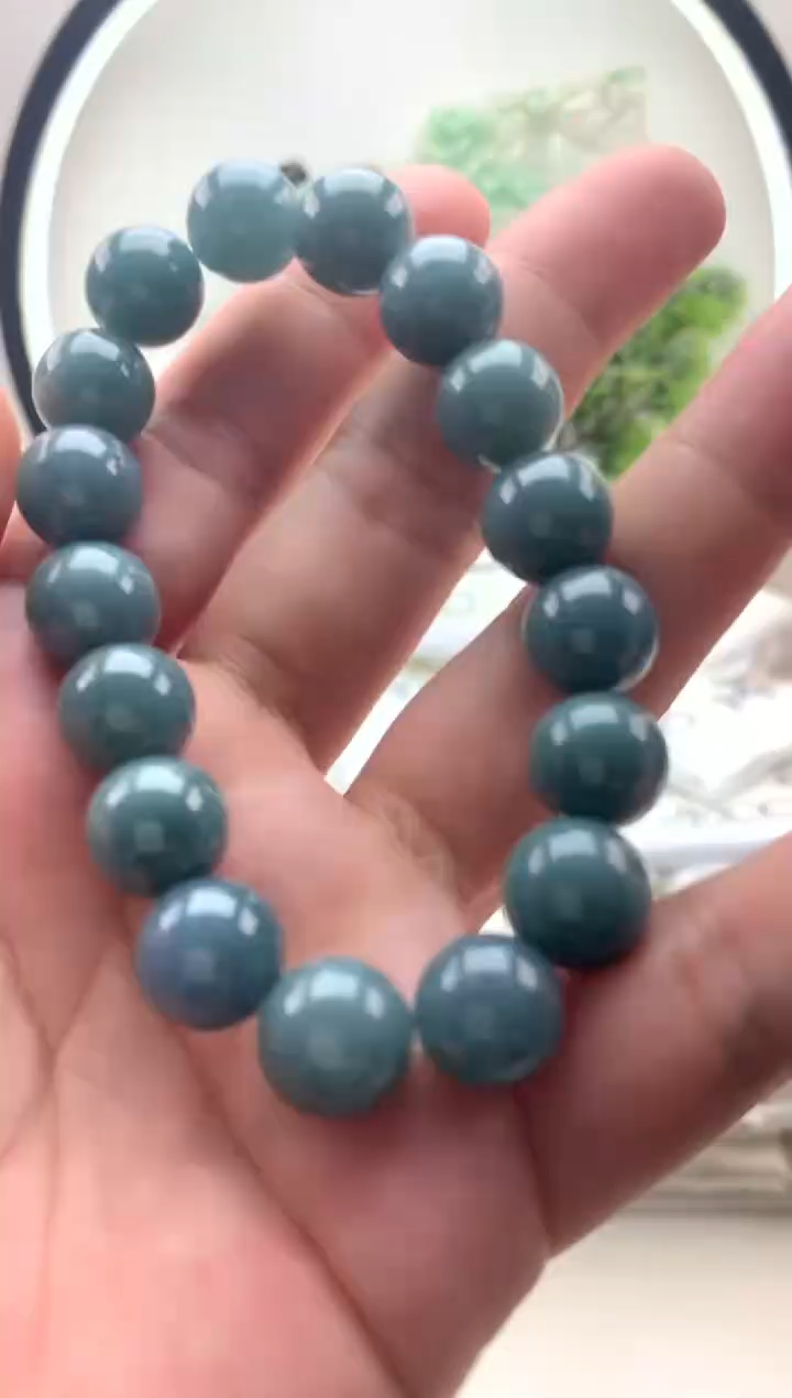 颈饰未镶嵌翡翠手串