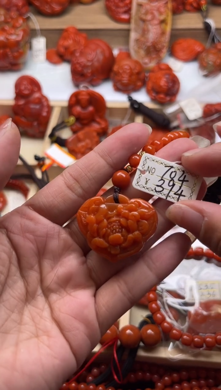 【闪购商品】南红玛瑙珠宝奇石未镶嵌704