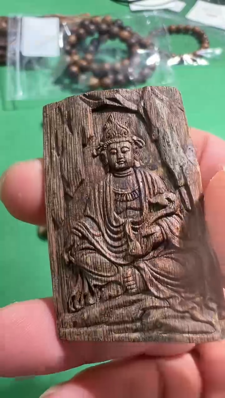 【闪购商品】沉香吊坠70号多样性发一