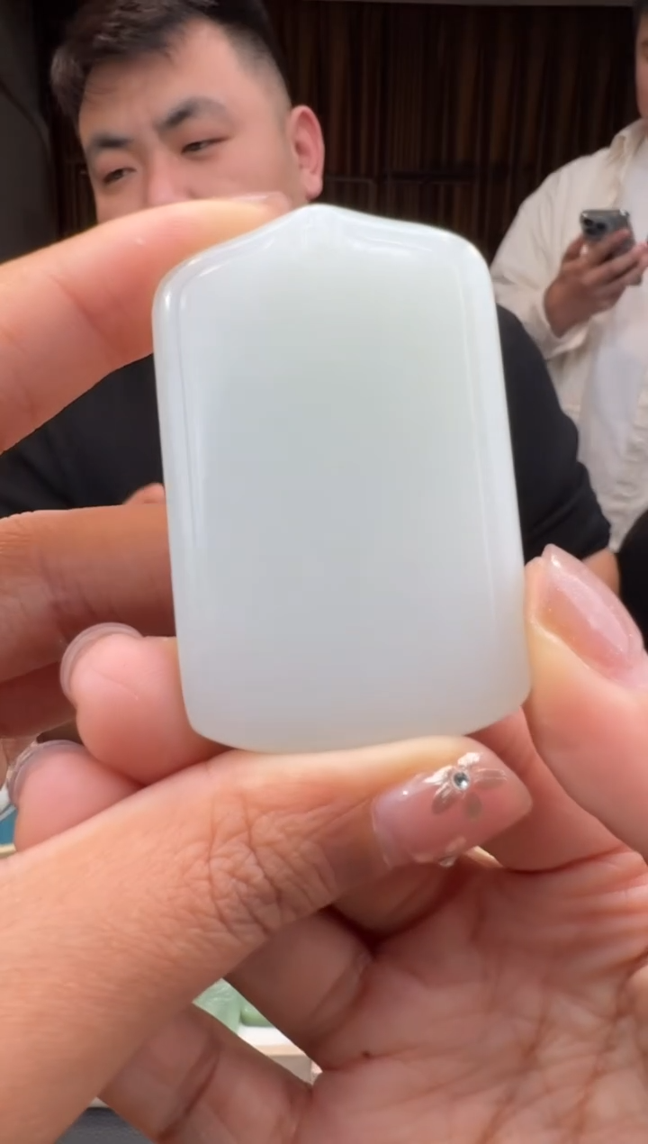 【闪购商品】和田玉115未镶嵌1.25冯总