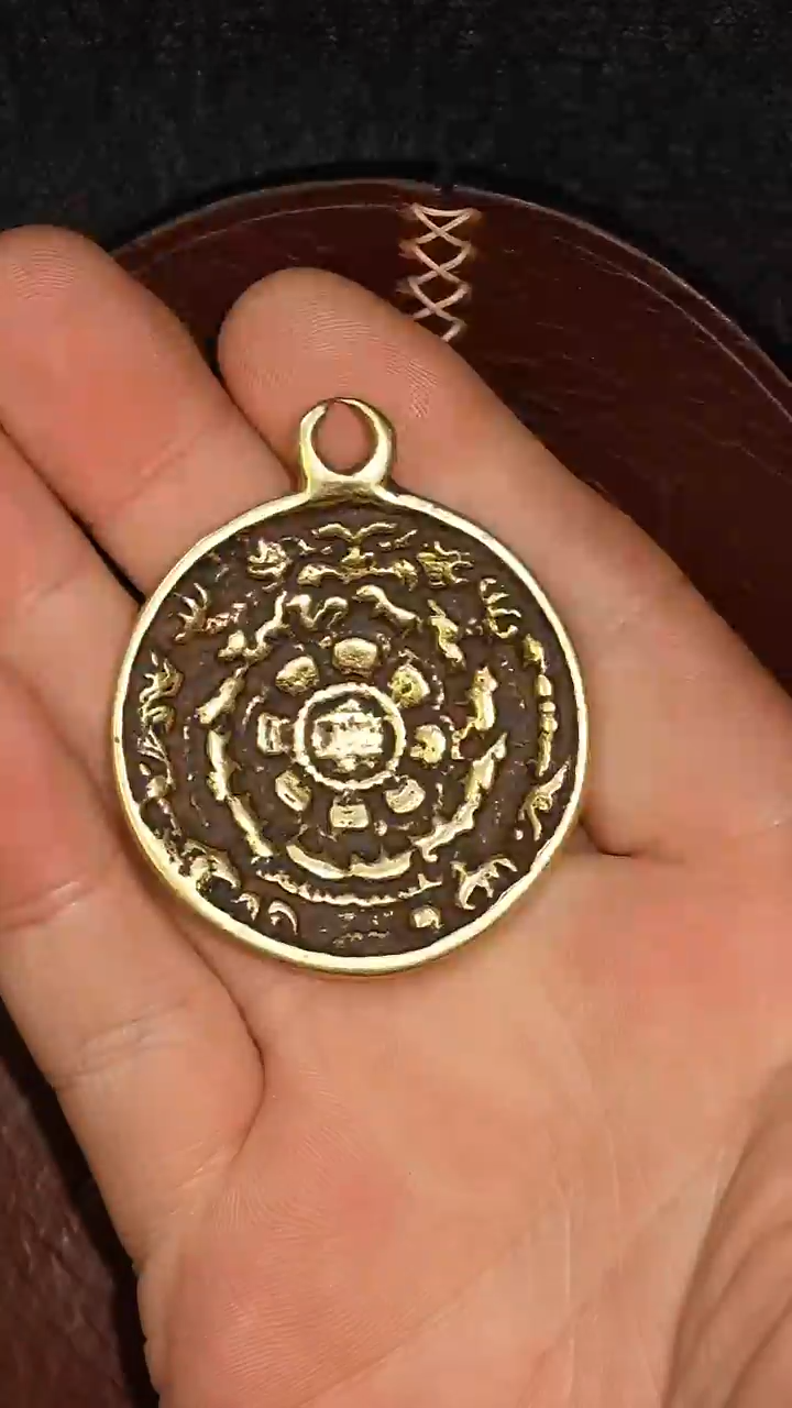 冲赛康胡子哥，藏传九宫八卦牌244