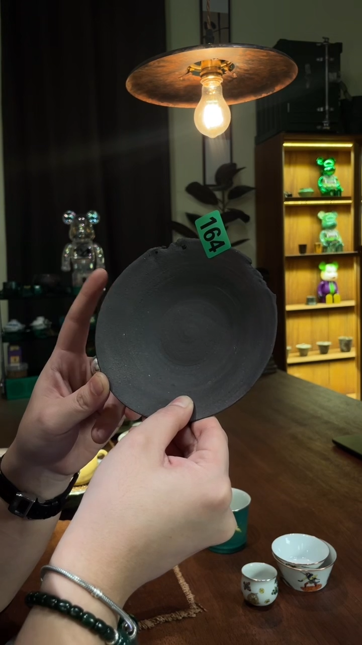 凡戴克棕壶承...164