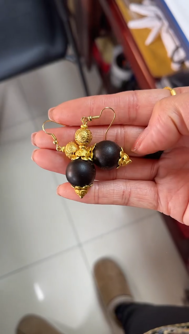 【闪购商品】沉香摆件耳钩沉香