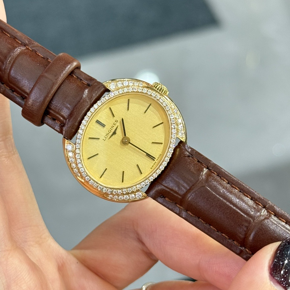 95新 Longines/浪琴 手动机械后钻29*22mm/公价32999//w12410