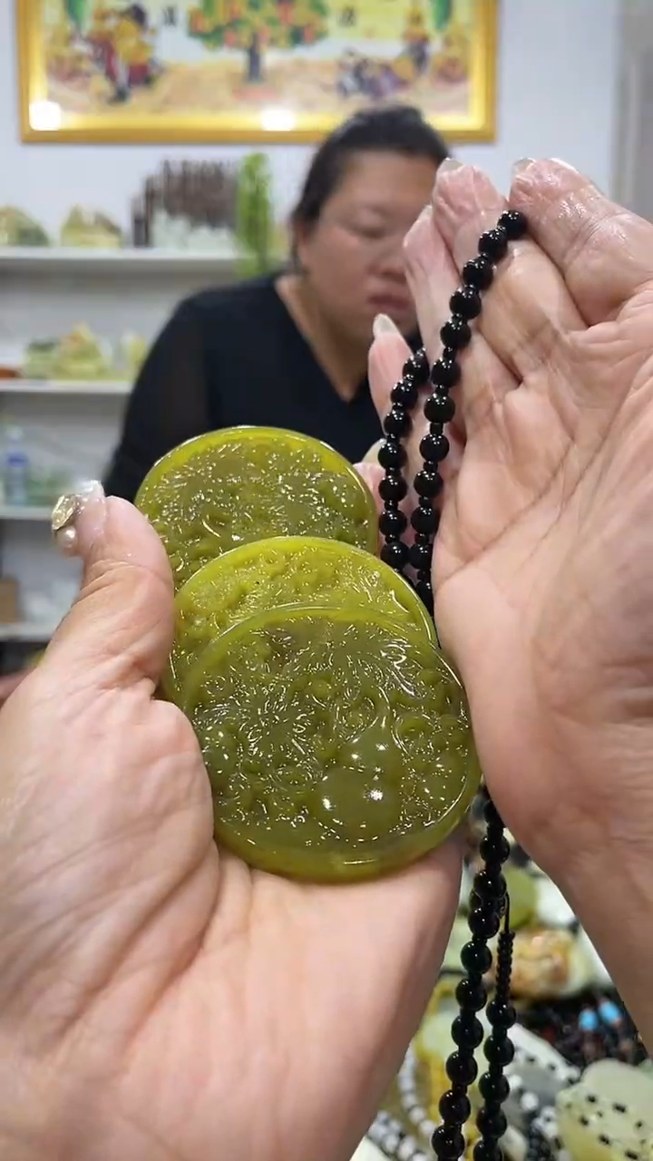 岫玉未镶嵌吊坠多样性发货其中发一件