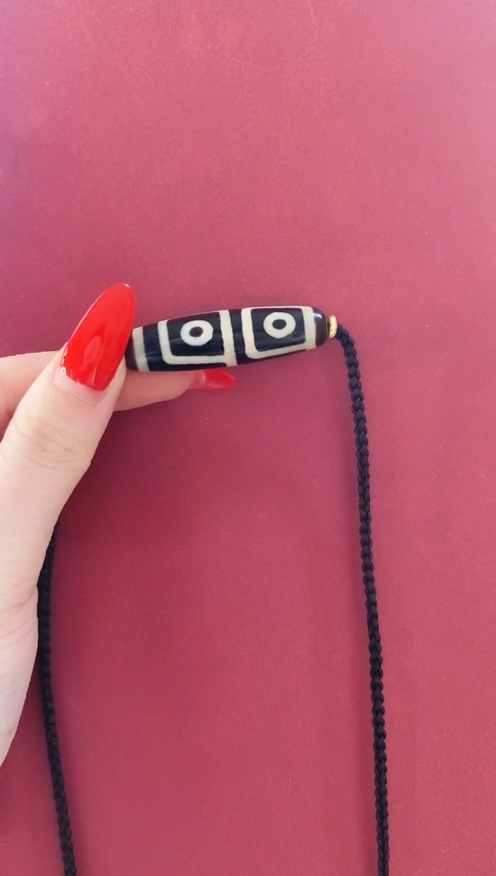 玛瑙/玉髓颈饰合金聚缘古法地门四