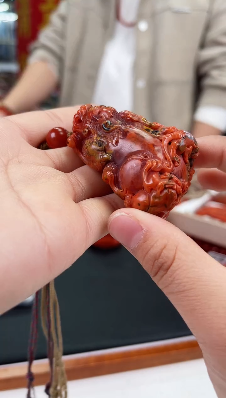 【闪购商品】南红玛瑙吊坠未镶嵌一个/条