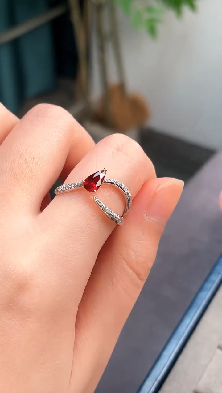 【闪购商品】红宝石戒指18K金镶嵌0.76ct