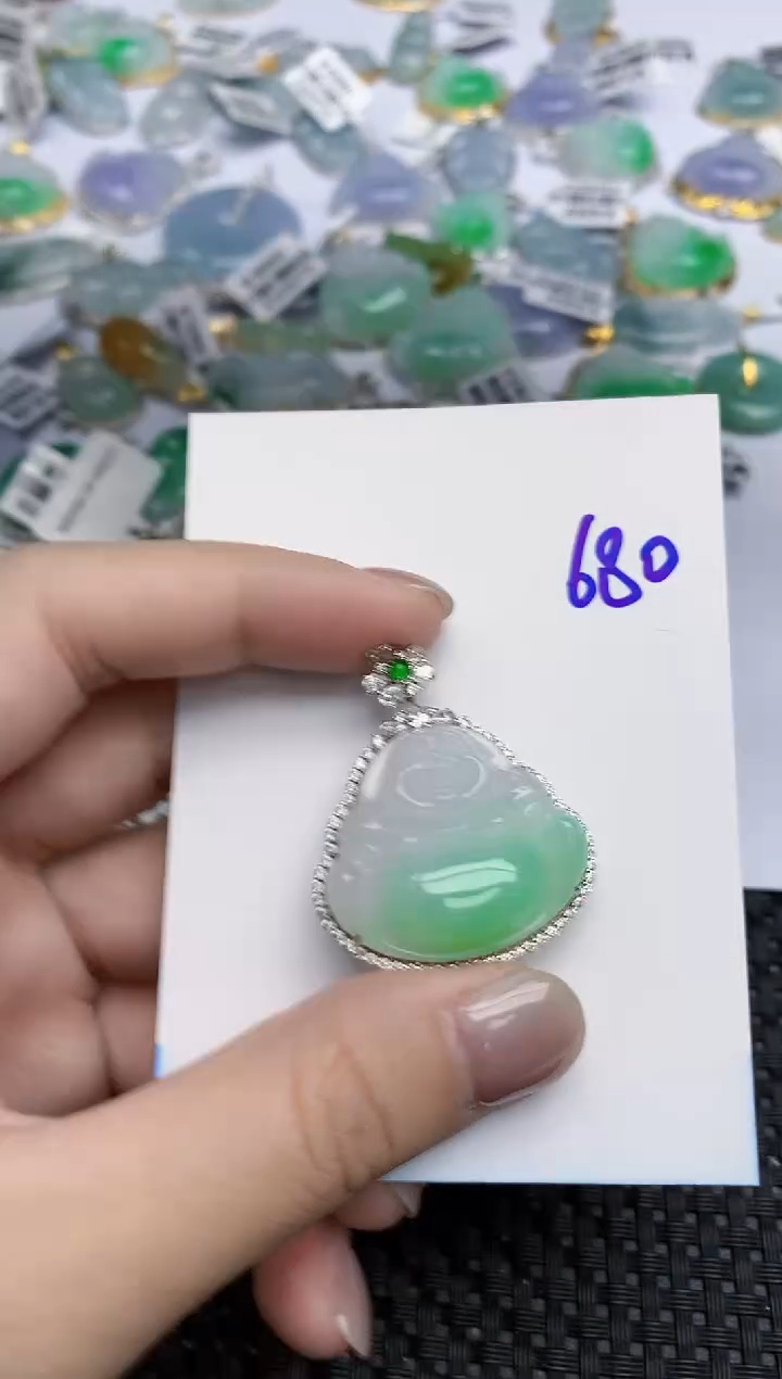 【闪购商品】翡翠颈饰18K金镶嵌天然翡翠A货