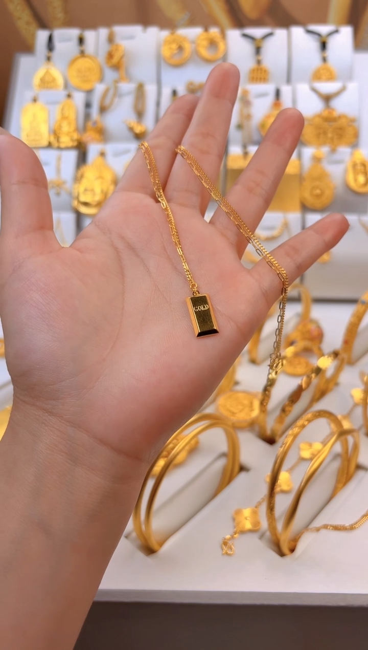 吊坠足银无小*儿暴富套链   总重5g外1.3g