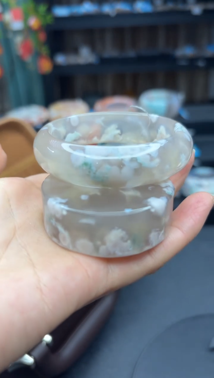 【闪购商品】石英质玉手镯未镶嵌1203（53圈贈送鐲心）