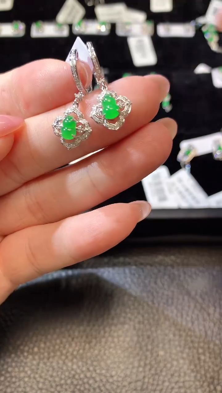 【闪购商品】翡翠耳饰18K金镶嵌A82 翡翠