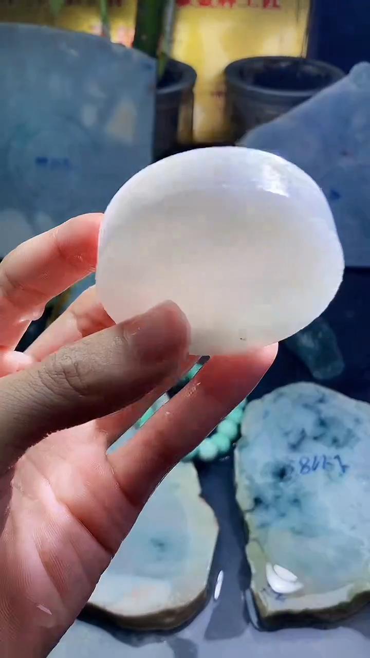 未镶嵌挂件翡翠小雨228