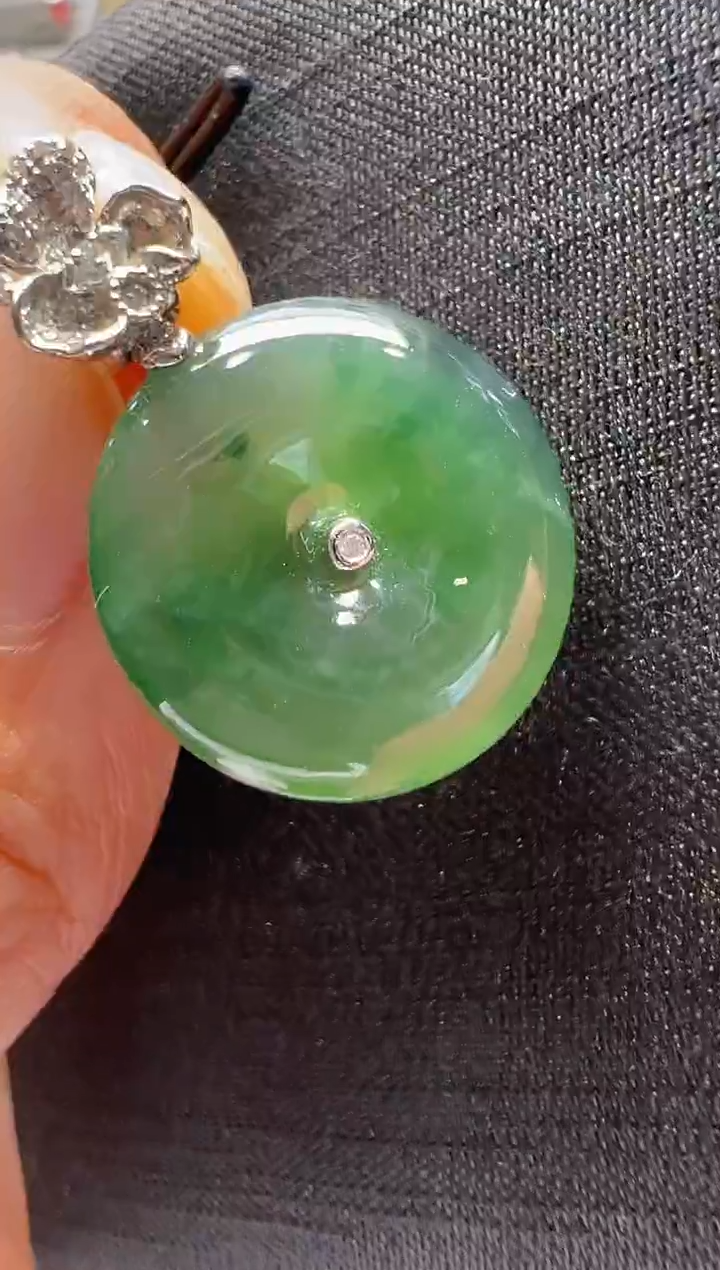 【闪购商品】翡翠吊坠(不含链)18K金镶嵌多样性团购发一件