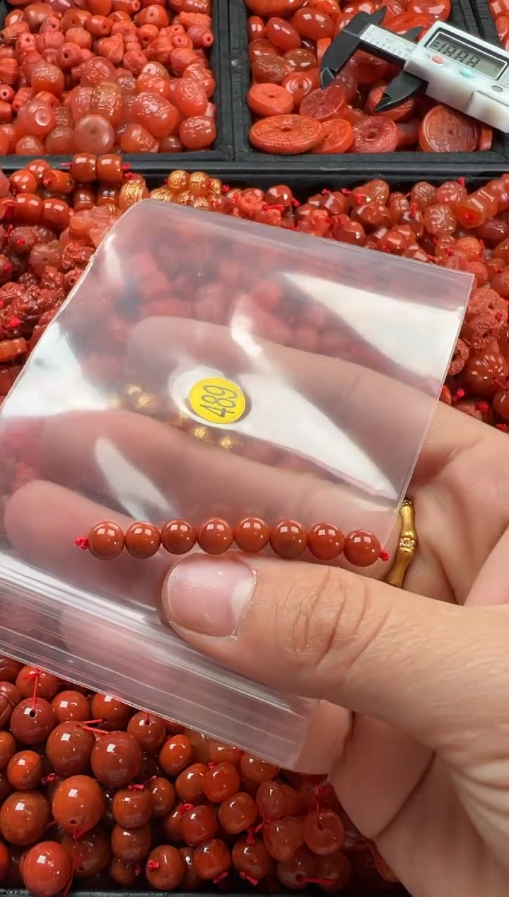 【闪购商品】南红玛瑙颈饰未镶嵌1