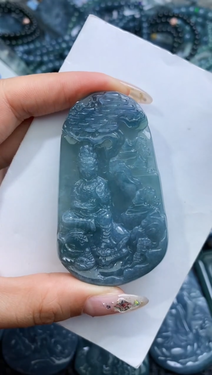 【闪购商品】翡翠颈饰未镶嵌          