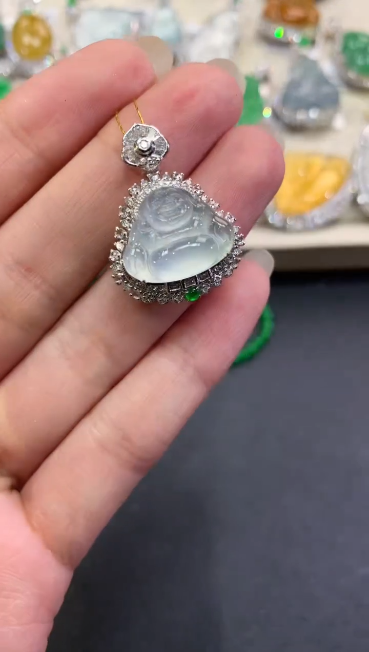 【闪购商品】翡翠吊坠(不含链)18K金镶嵌q120      