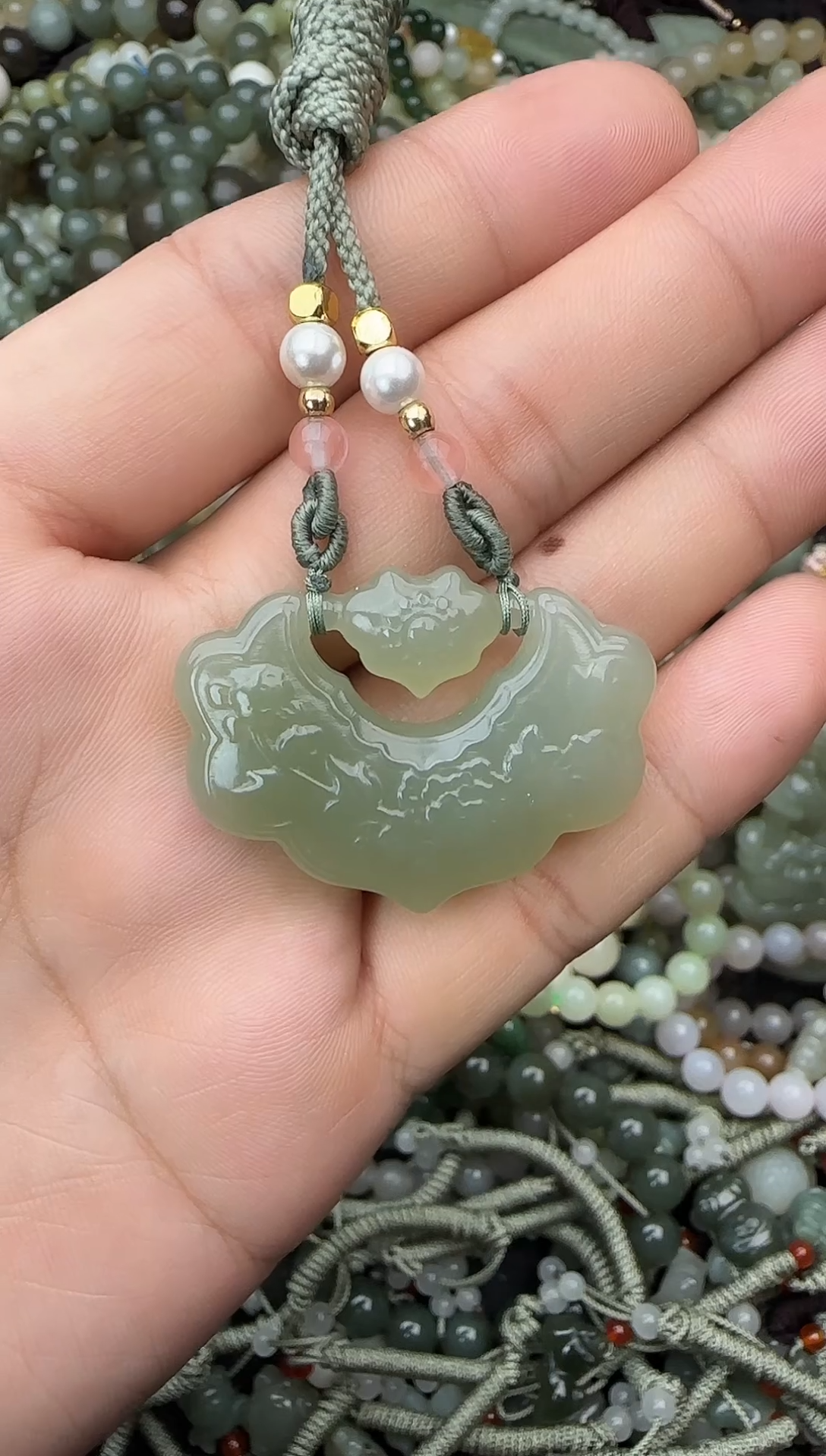 颈饰未镶嵌和田玉拍一发一