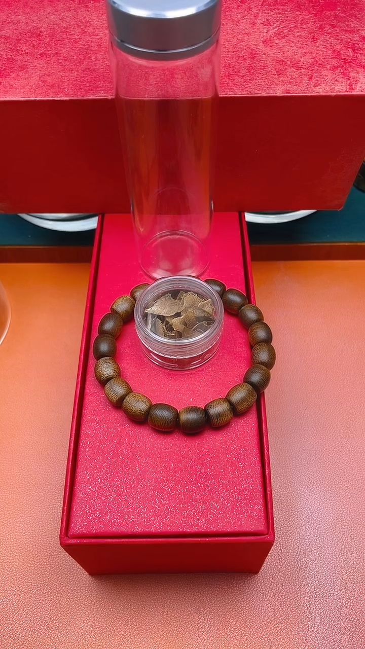 【闪购商品】沉香手串莺歌绿奇楠沉水B1089650