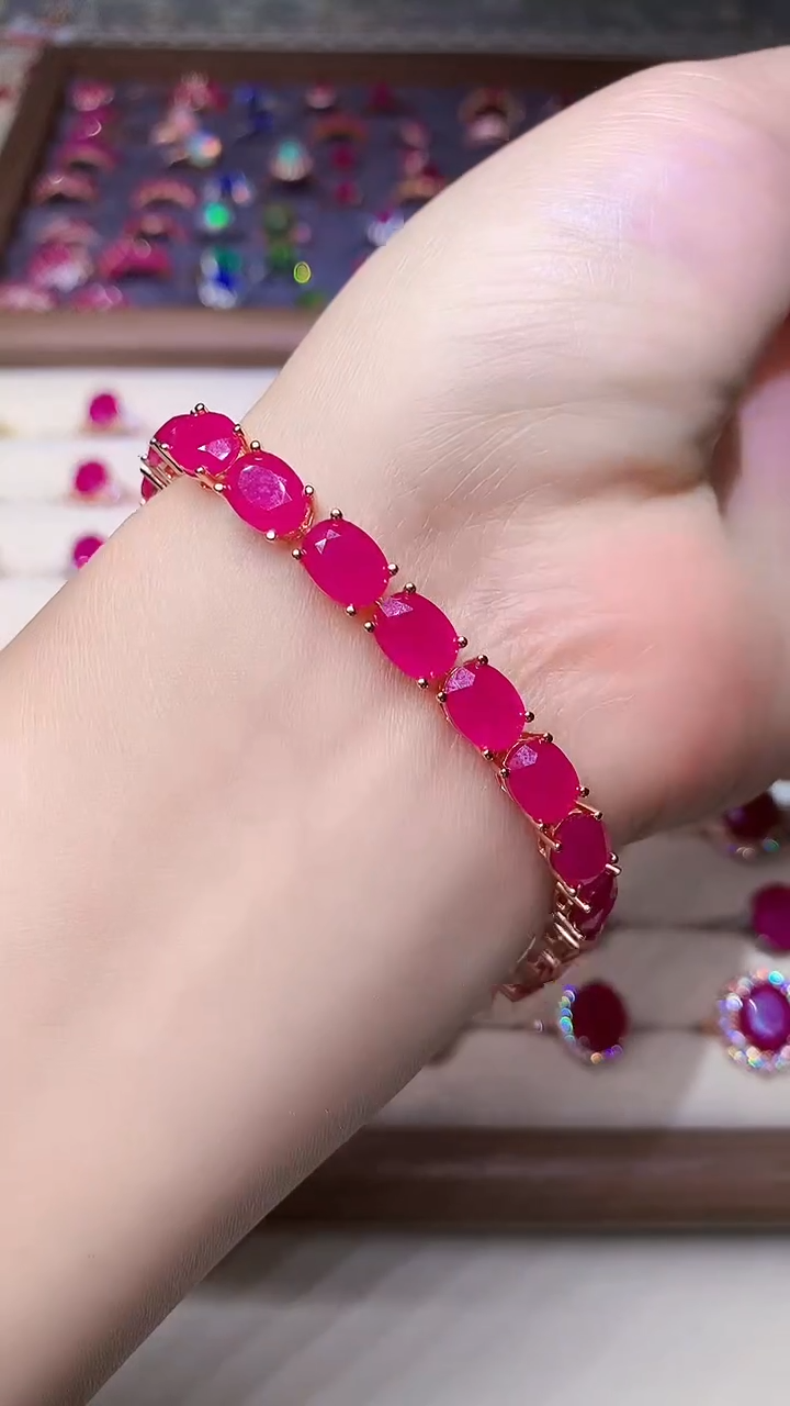 【闪购商品】红宝石手链银S925镶嵌000