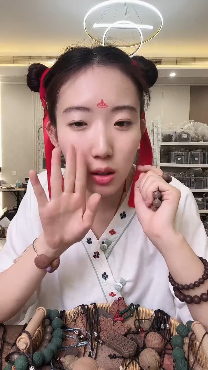 金颜茉莉手串一个1.2