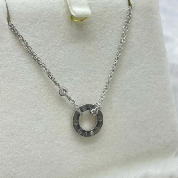 99新 Cartier/卡地亚 小花柳 LOVE 金小饼镶嵌2颗钻石项链 