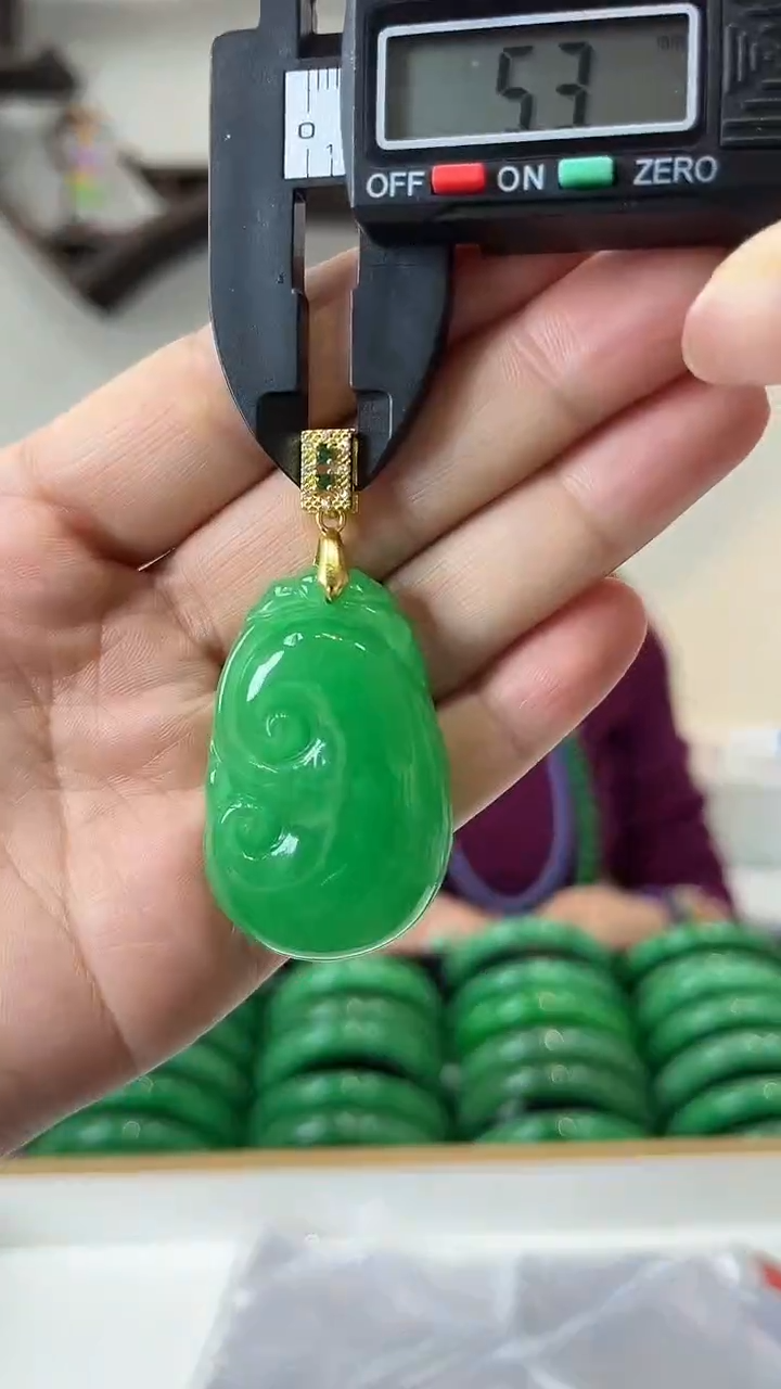 【闪购商品】砖雕闪10 手工雕刻吊坠