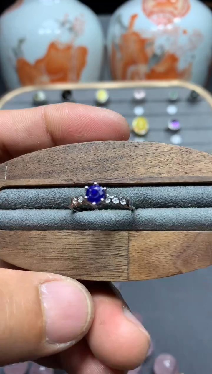 【闪购商品】蓝宝石戒指未镶嵌W7（随机性发货只发一单）