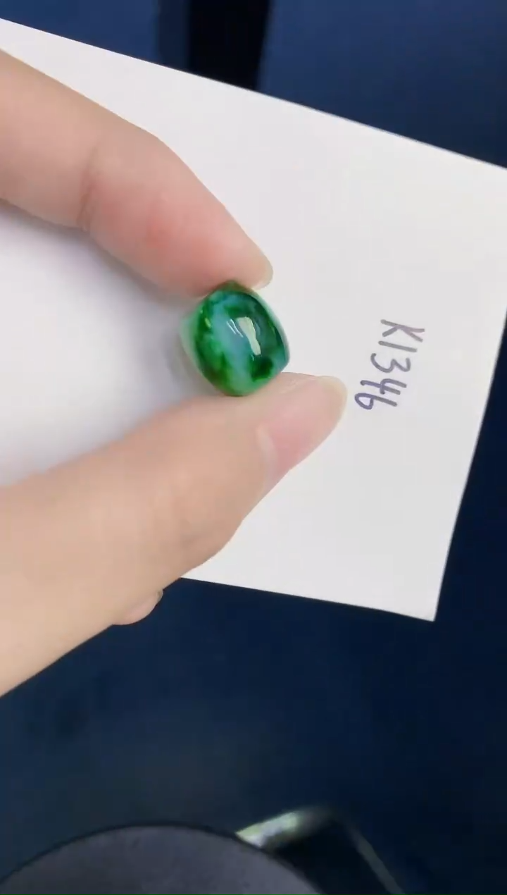 颈饰未镶嵌翡翠天然翡翠缅甸A货