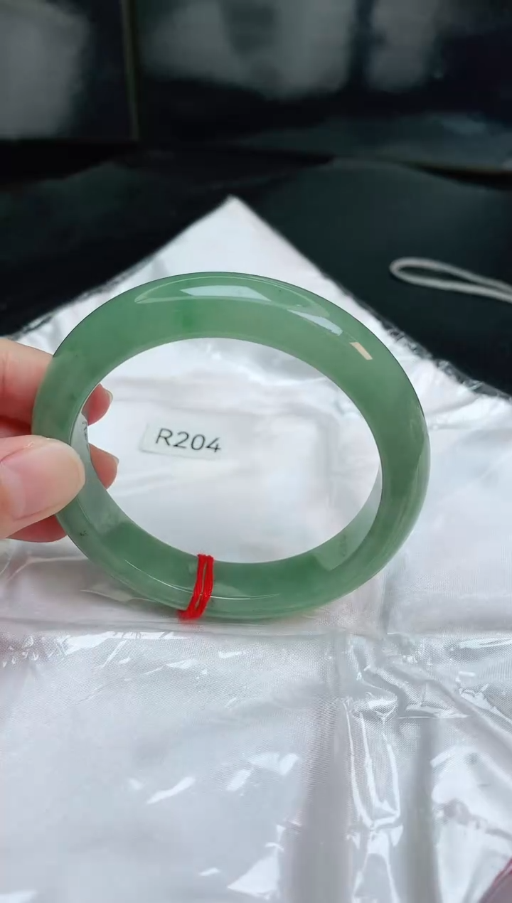 翡翠未镶嵌手镯缅甸天然A货翡翠手镯