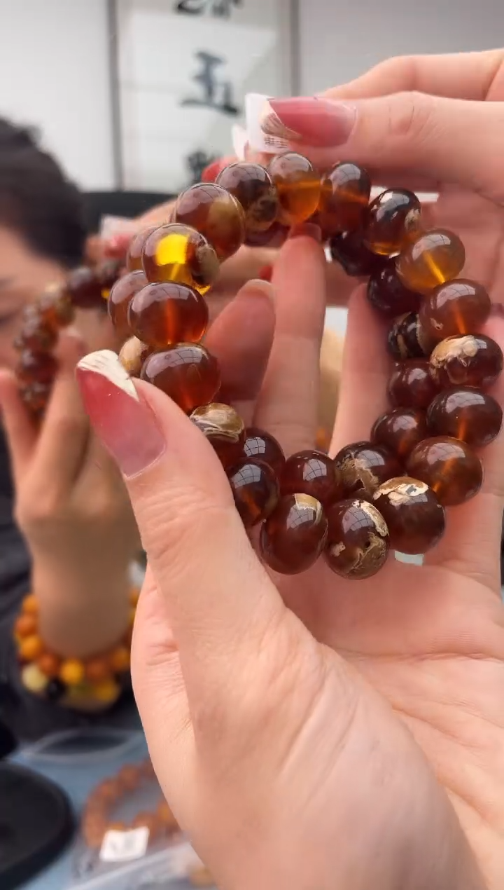 【闪购商品】琥珀珠宝奇石未镶嵌假一赔十，多样性发一件028