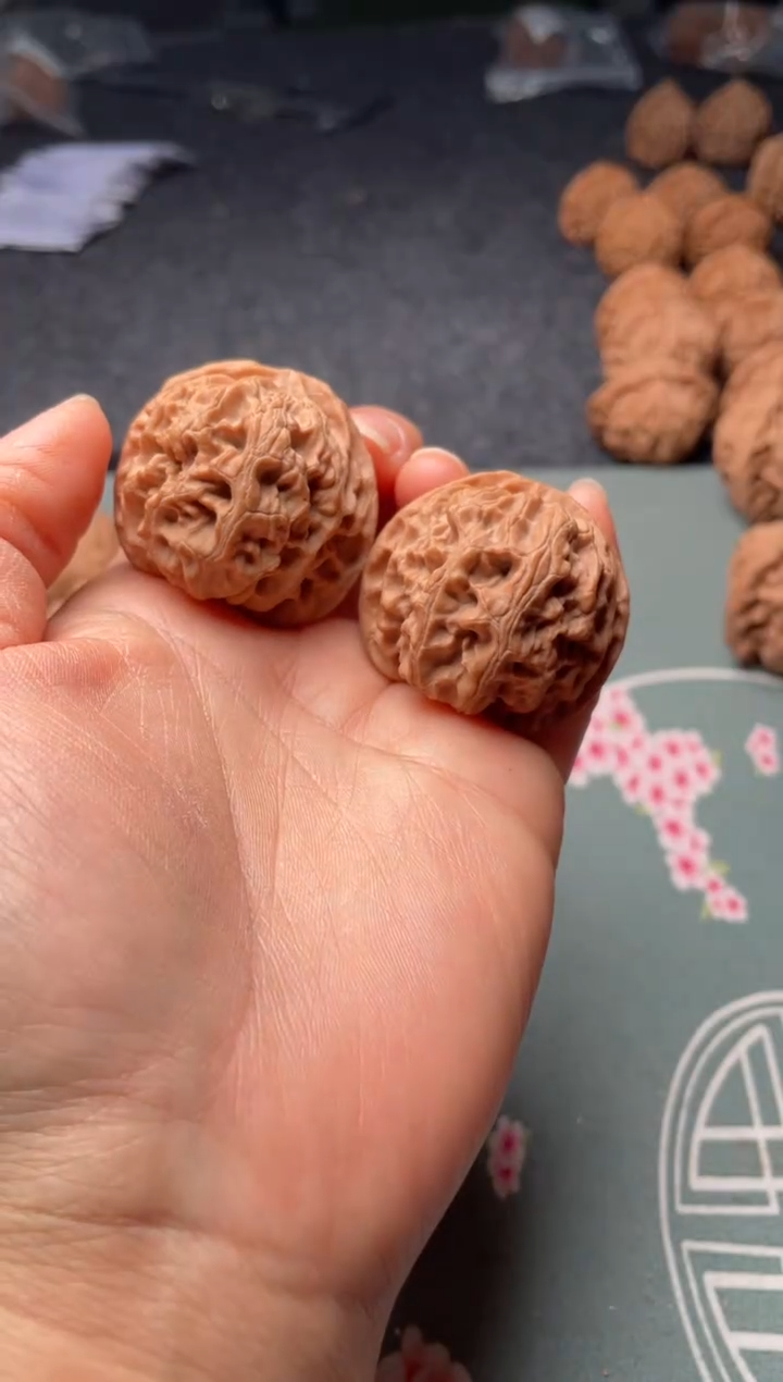 把件文玩核桃w77   苹果园 38尺