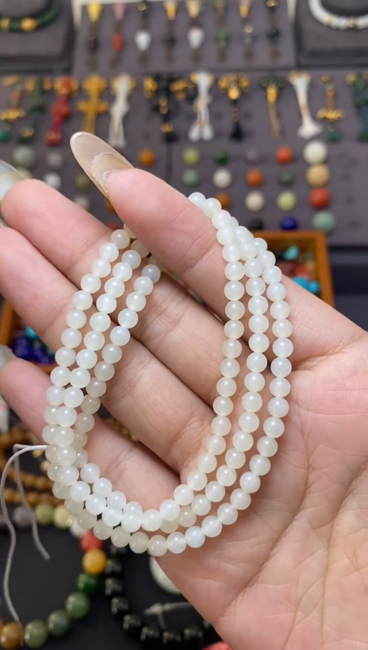 未镶嵌和田玉挂件4mm米达圆珠手串