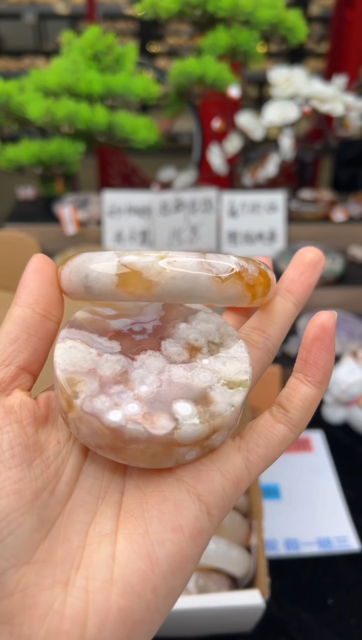 【闪购商品】石英质玉未镶嵌手镯60圈口（赠送镯心）13331