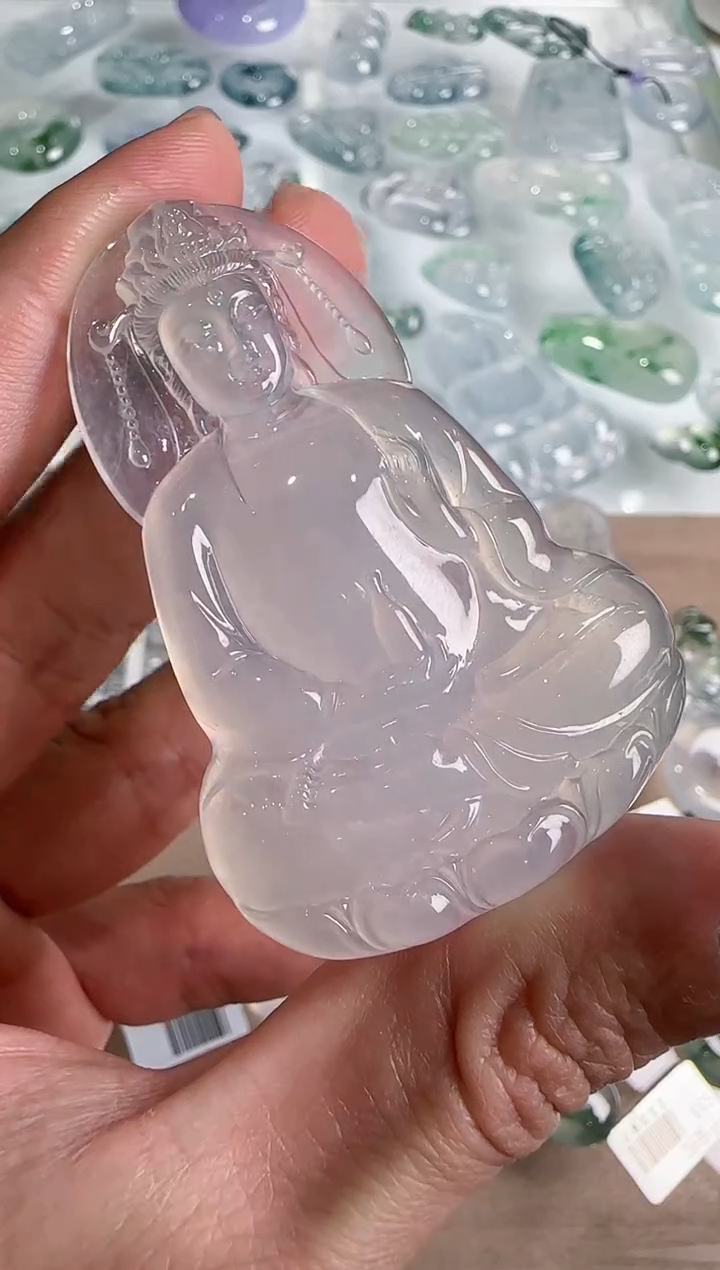 【闪购商品】翡翠吊坠(不含链)未镶嵌··