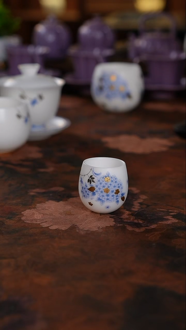 林建文素烧蓝绣球小龙蛋杯