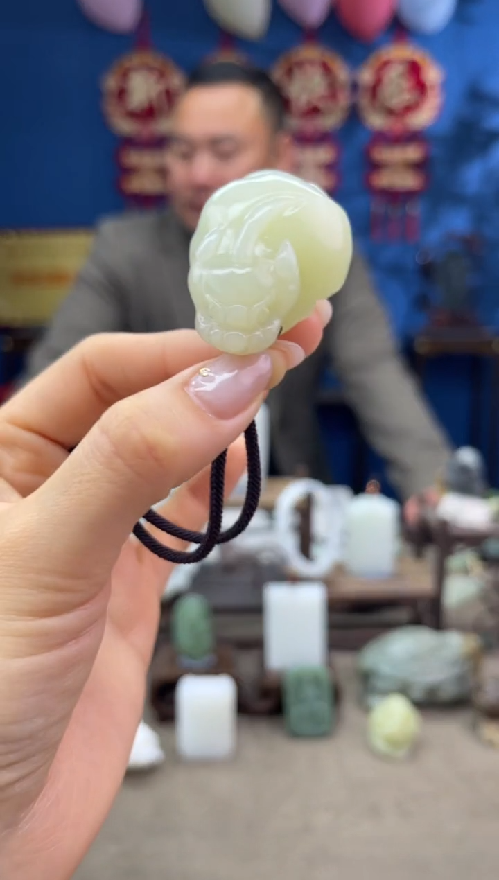 【闪购商品】和田玉颈饰未镶嵌1