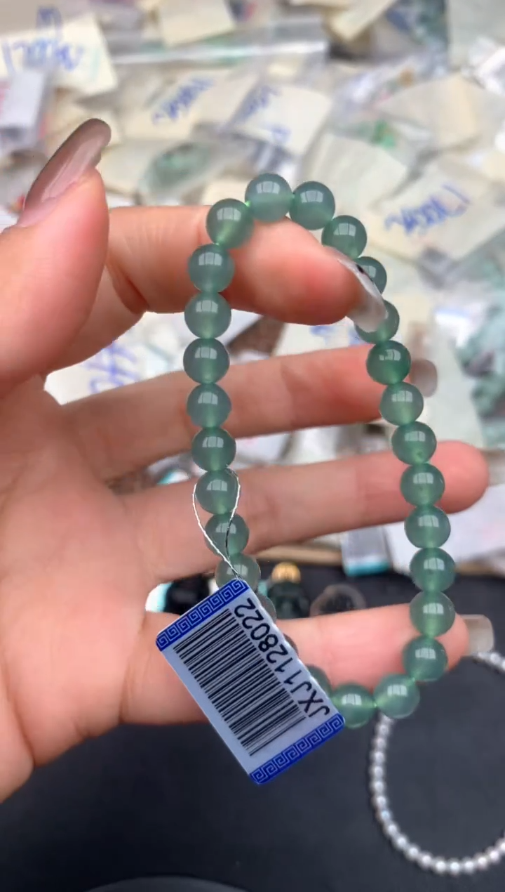 未镶嵌挂件翡翠—