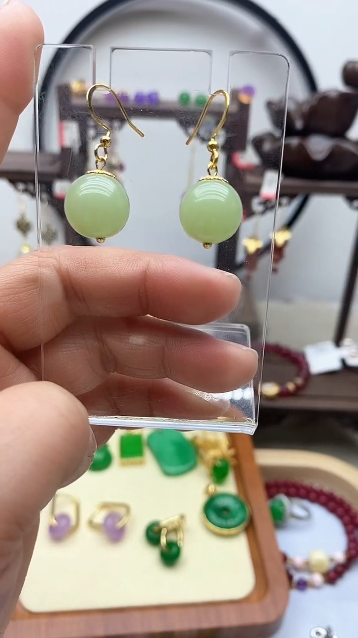 【闪购商品】和田玉耳饰银S925镀金镶嵌65