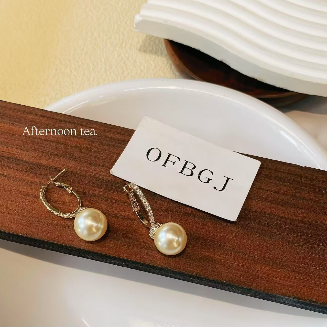 铜合金仿珍珠耳饰 时尚新款高级感秋冬搭配耳环耳饰45116