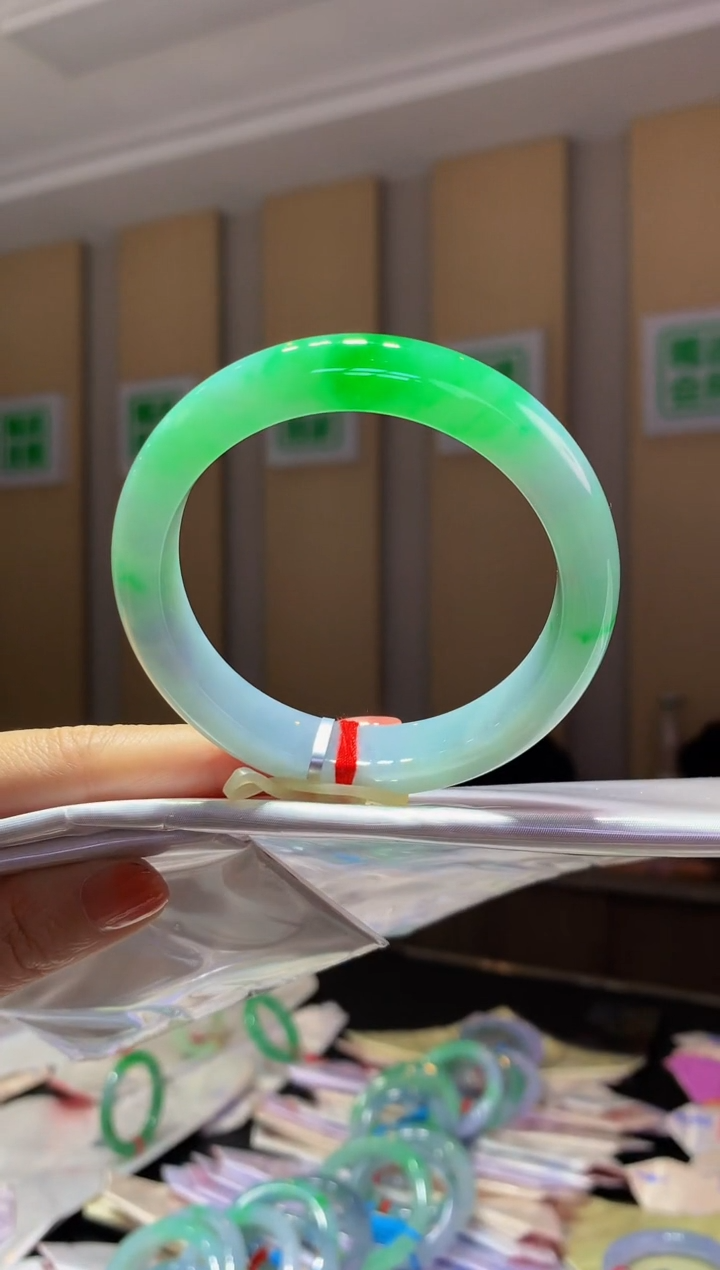 未镶嵌手镯翡翠-C116 圈口58.3 全款35万 定金2万